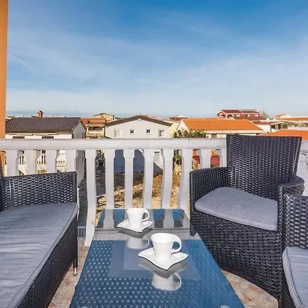 Nena Apartmani Vir Exterior photo