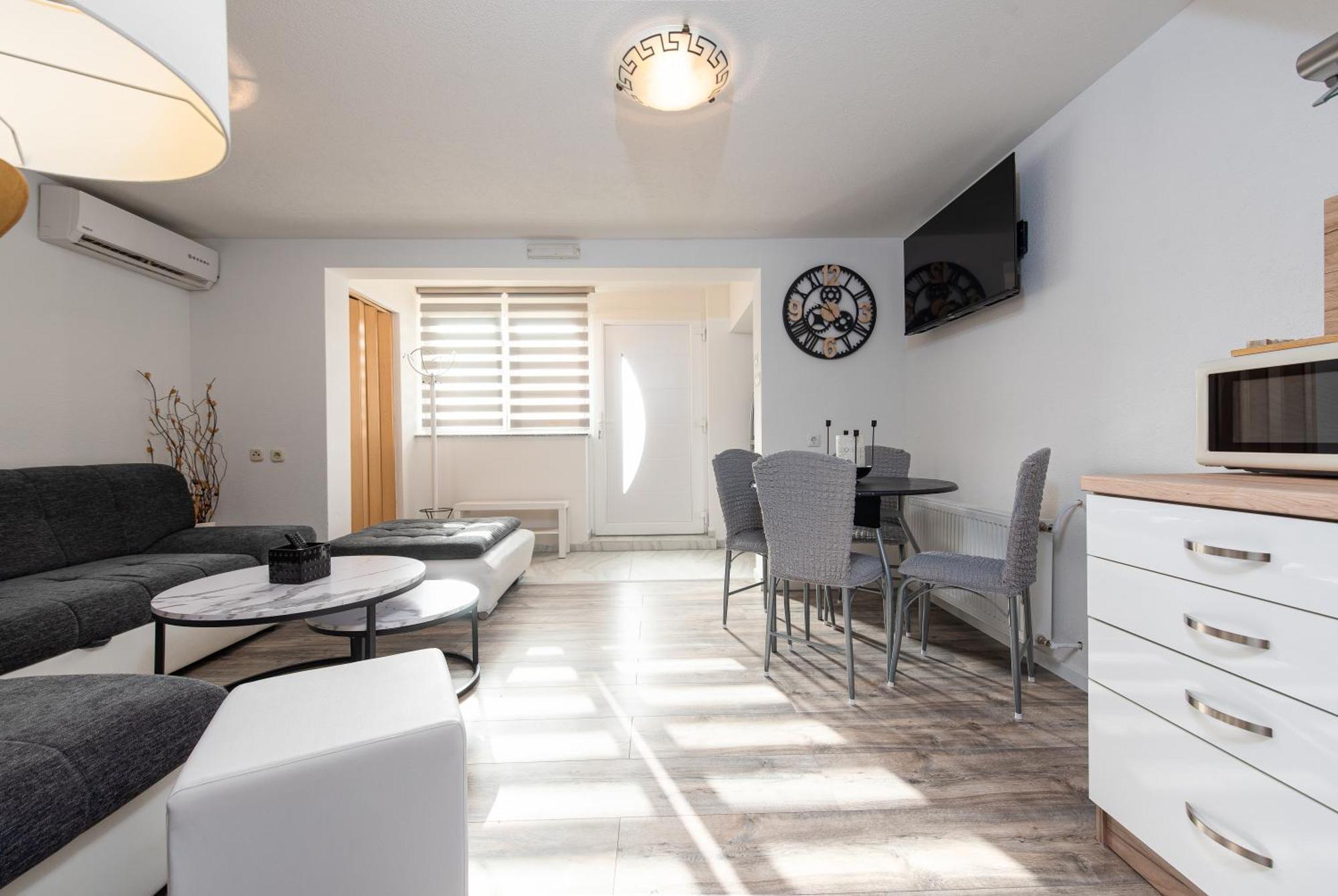 Apartment Nena Vir